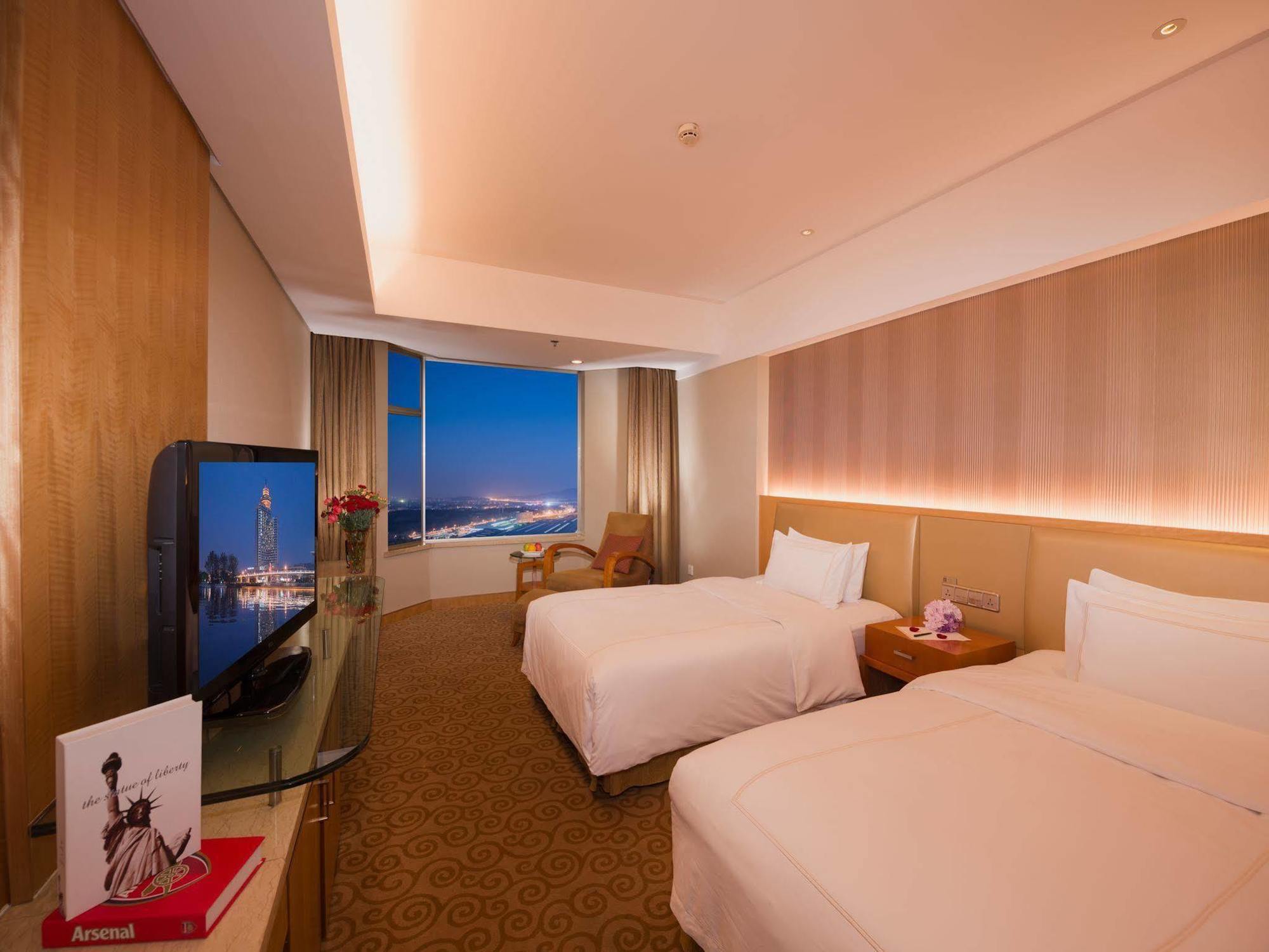Shu Guang International Hotel Nanking Exterior foto